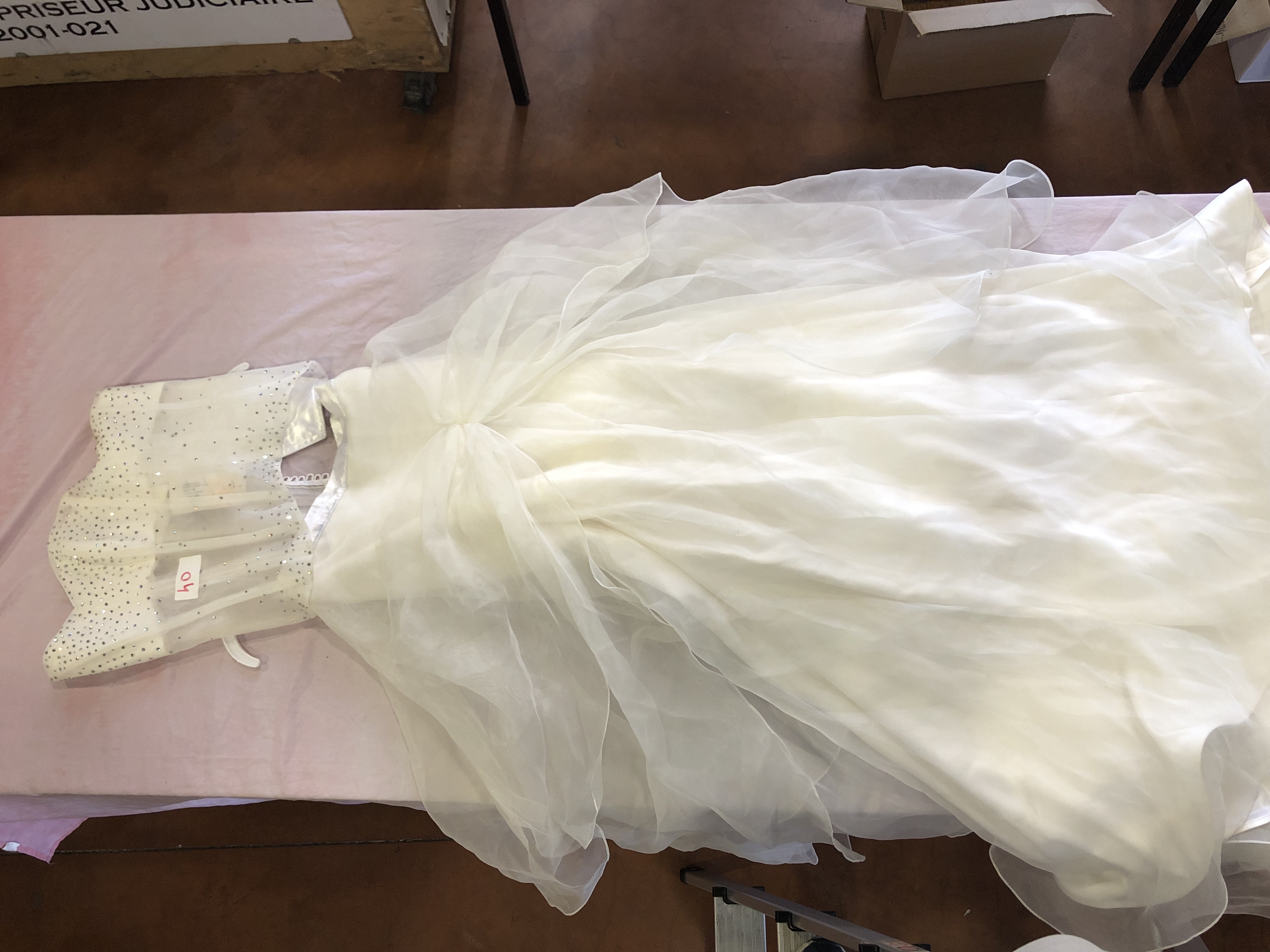 Couture nuptial top